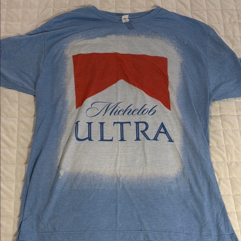 Michelob Ultra Logo Graphic Tee - Light Blue with Red & White
